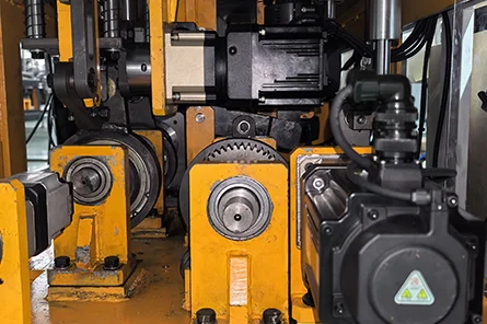 Servomotor