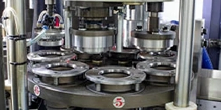 /How Does a High-Speed Cup Machine Deliver 24/7 Output Without Compromise?
